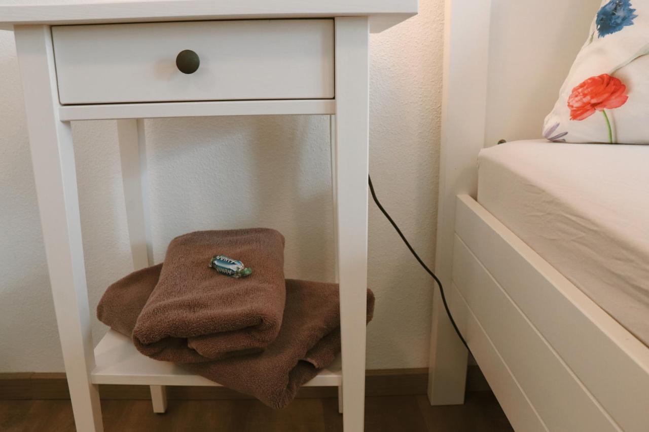Helles Apartment Fuer 1-2 Pers. Mit Parkplatz Und Wifi Kraiburg am Inn Extérieur photo
