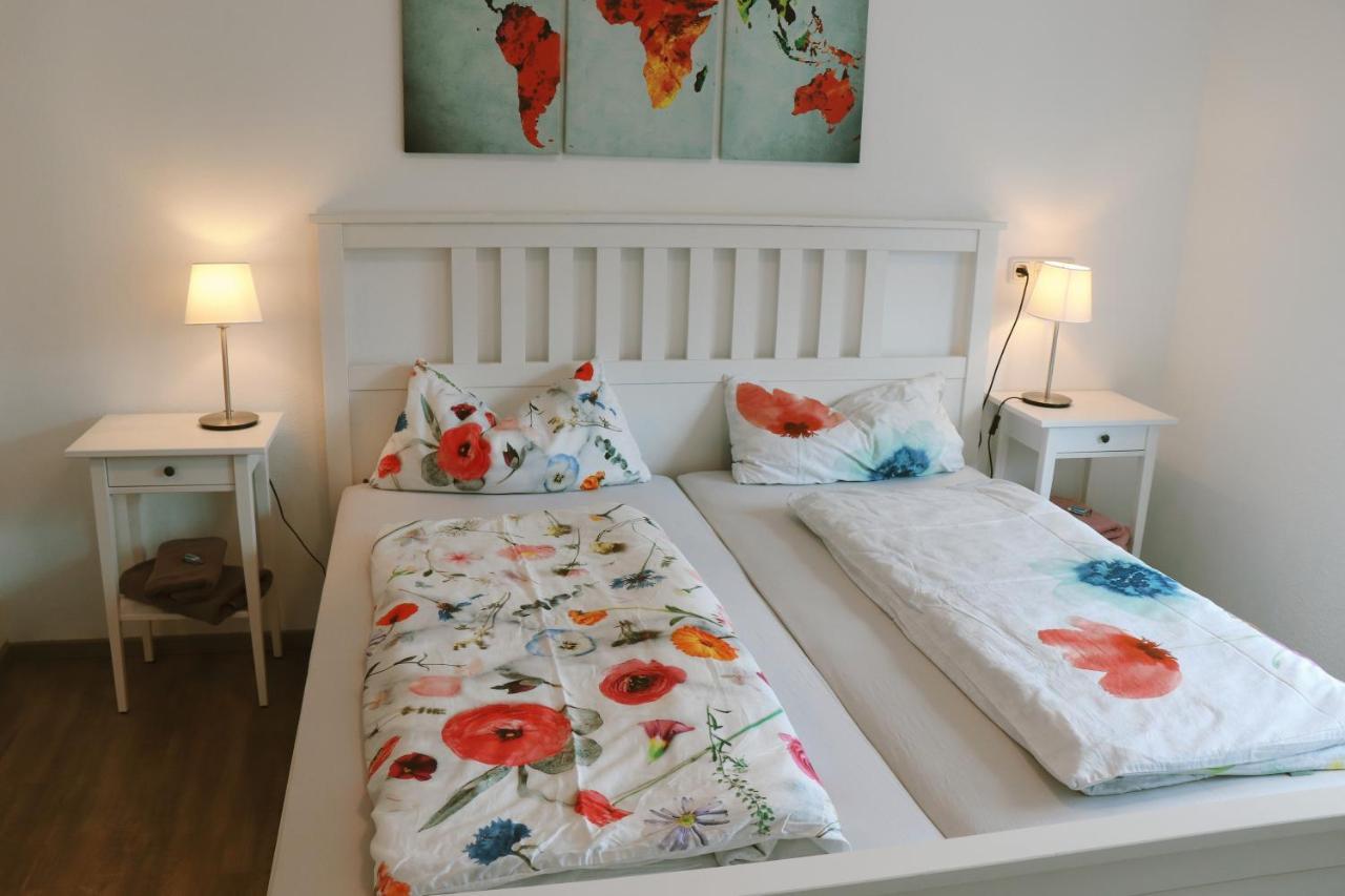 Helles Apartment Fuer 1-2 Pers. Mit Parkplatz Und Wifi Kraiburg am Inn Extérieur photo